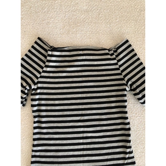 Off the shoulder top - Picture 2 of 2